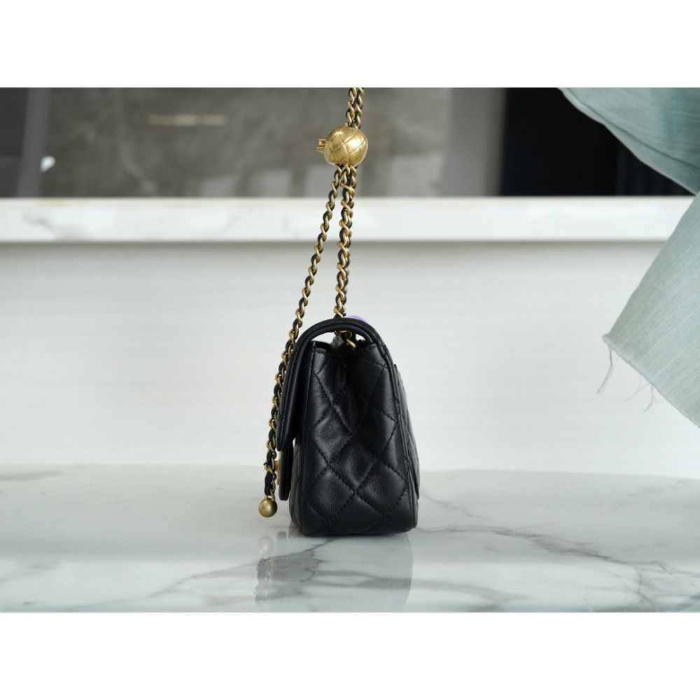 CHANEL PEARL CRUSH MINI FLAP BAG CHANEL PEARL CRUSH MINI FLAP BAG