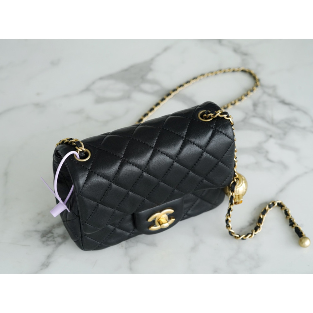 CHANEL PEARL CRUSH MINI FLAP BAG CHANEL PEARL CRUSH MINI FLAP BAG