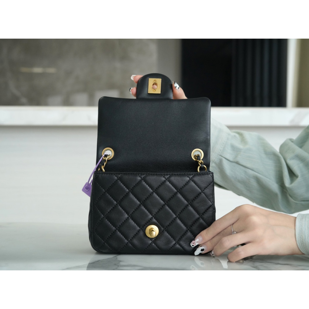 CHANEL PEARL CRUSH MINI FLAP BAG CHANEL PEARL CRUSH MINI FLAP BAG