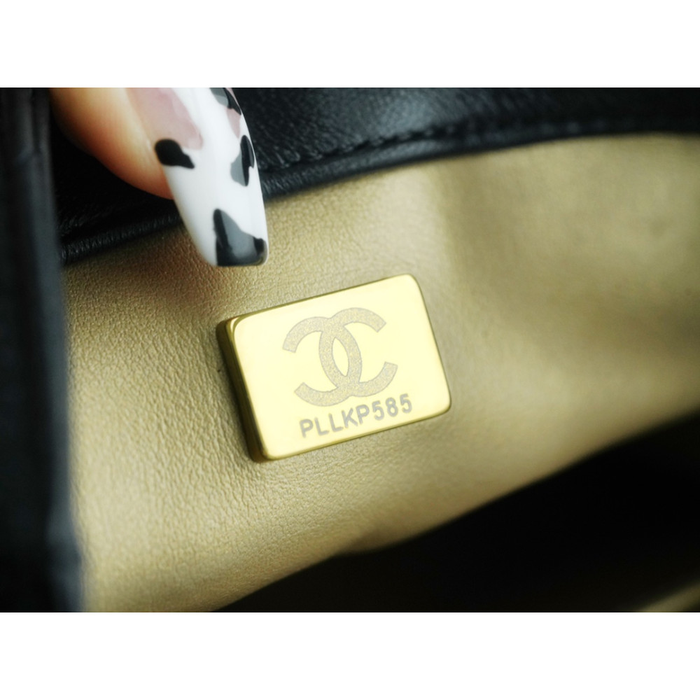 CHANEL PEARL CRUSH MINI FLAP BAG CHANEL PEARL CRUSH MINI FLAP BAG