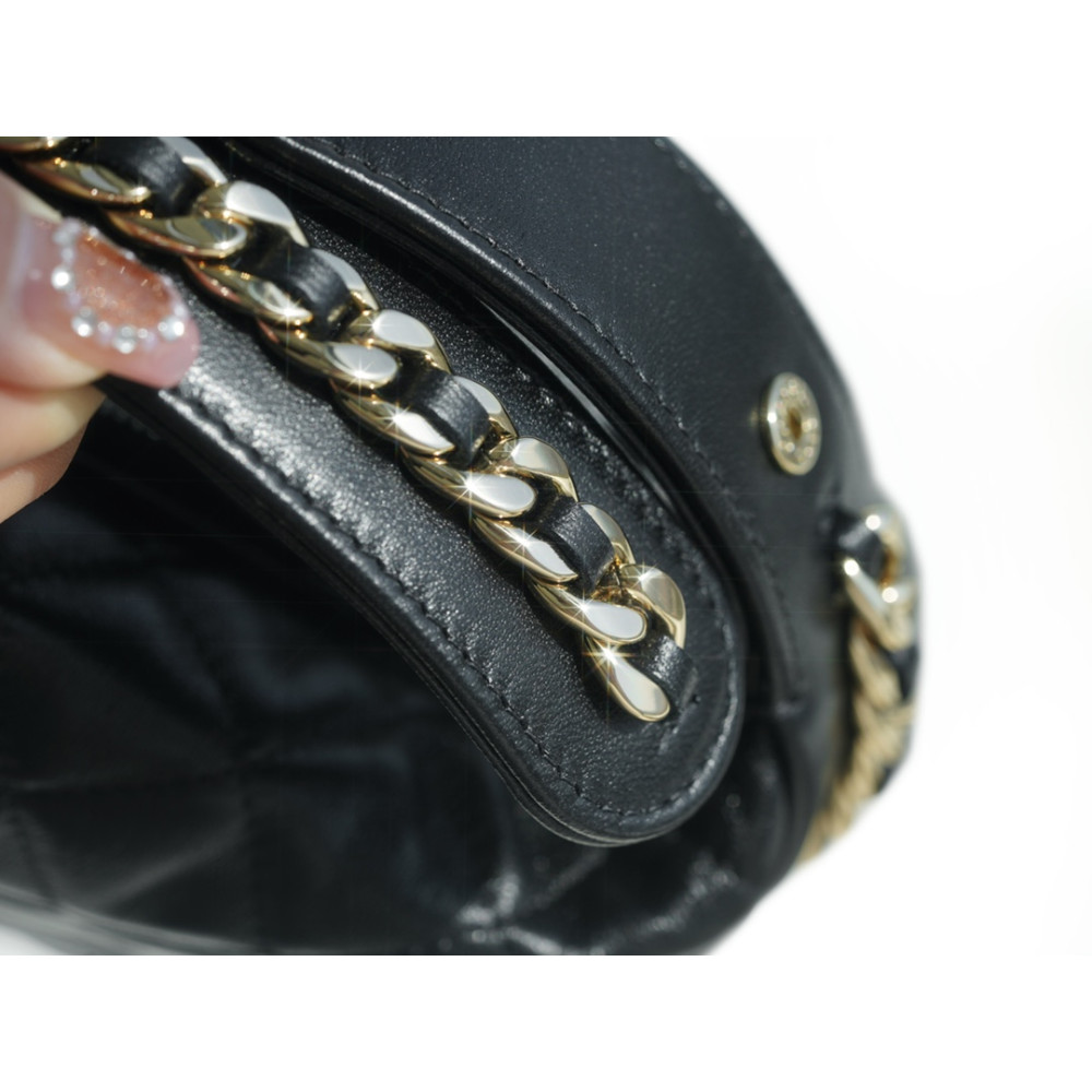 CHANEL AROUND POUCH HOBO BAG CHANEL AROUND POUCH HOBO BAG