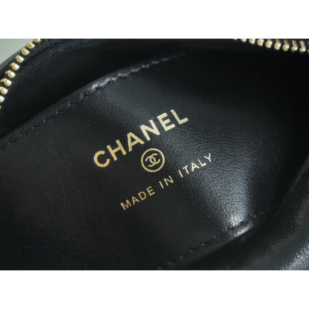 CHANEL AROUND POUCH HOBO BAG CHANEL AROUND POUCH HOBO BAG