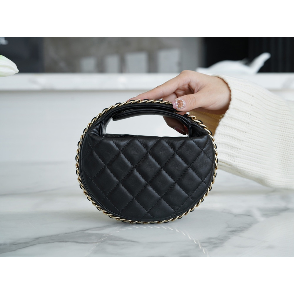CHANEL AROUND POUCH HOBO BAG CHANEL AROUND POUCH HOBO BAG