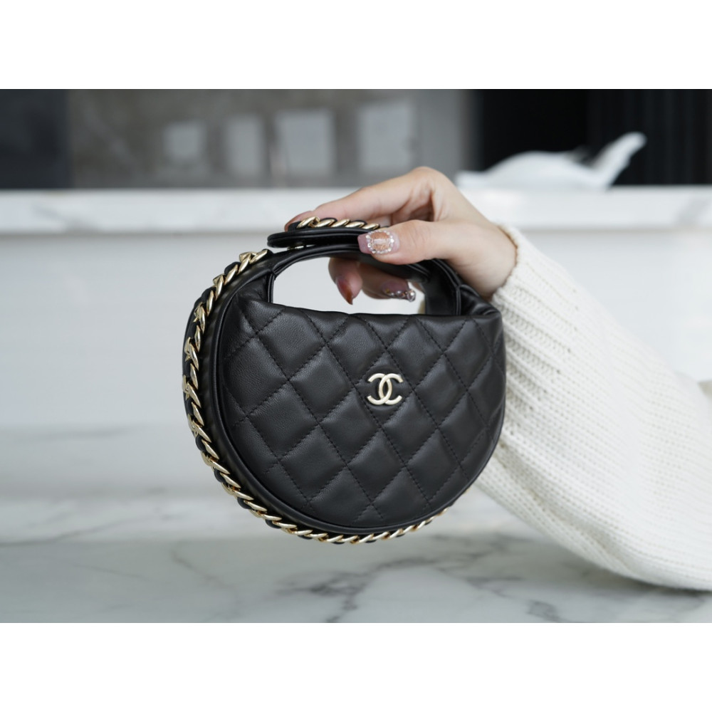 CHANEL AROUND POUCH HOBO BAG CHANEL AROUND POUCH HOBO BAG