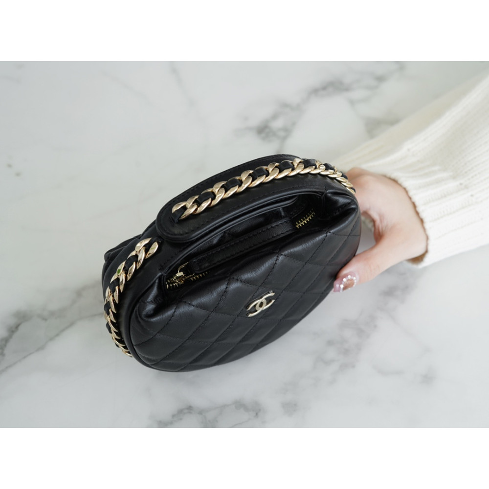 CHANEL AROUND POUCH HOBO BAG CHANEL AROUND POUCH HOBO BAG
