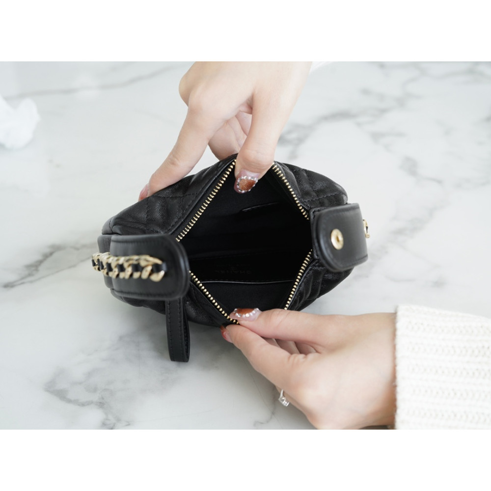 CHANEL AROUND POUCH HOBO BAG CHANEL AROUND POUCH HOBO BAG