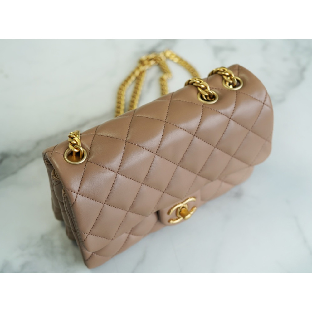 CHANEL MEDIUM PILLOW CRUSH FLAP BAG CHANEL MEDIUM PILLOW CRUSH FLAP BAG