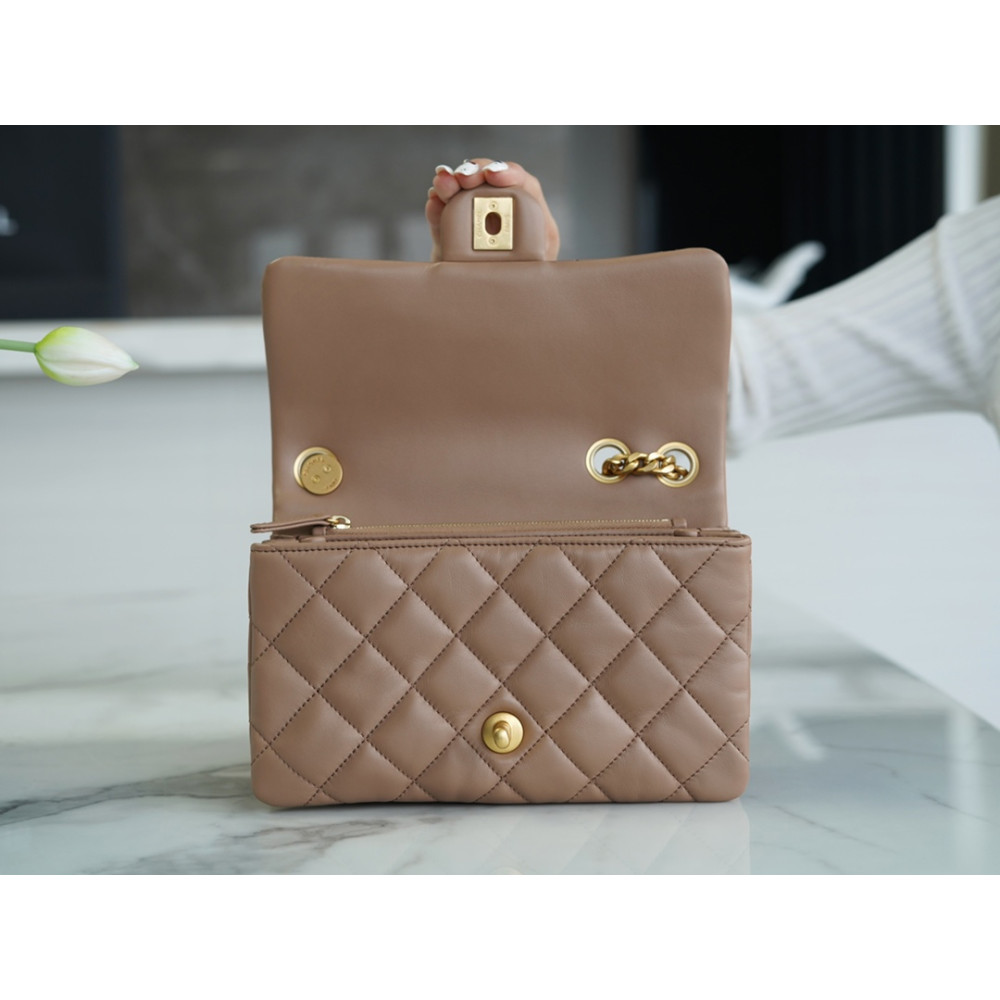 CHANEL MEDIUM PILLOW CRUSH FLAP BAG CHANEL MEDIUM PILLOW CRUSH FLAP BAG