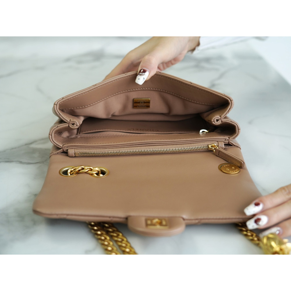 CHANEL MEDIUM PILLOW CRUSH FLAP BAG CHANEL MEDIUM PILLOW CRUSH FLAP BAG