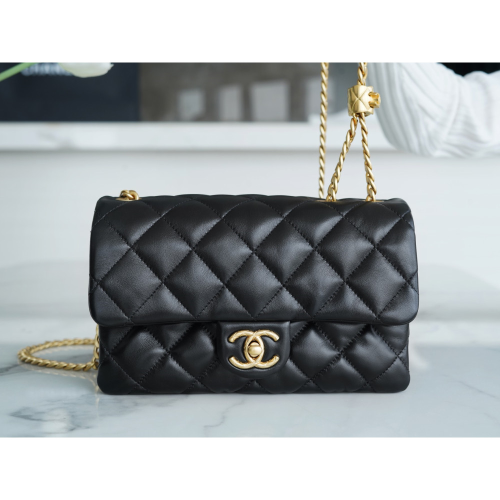 CHANEL  CRUSH SMALL FLAP BAG