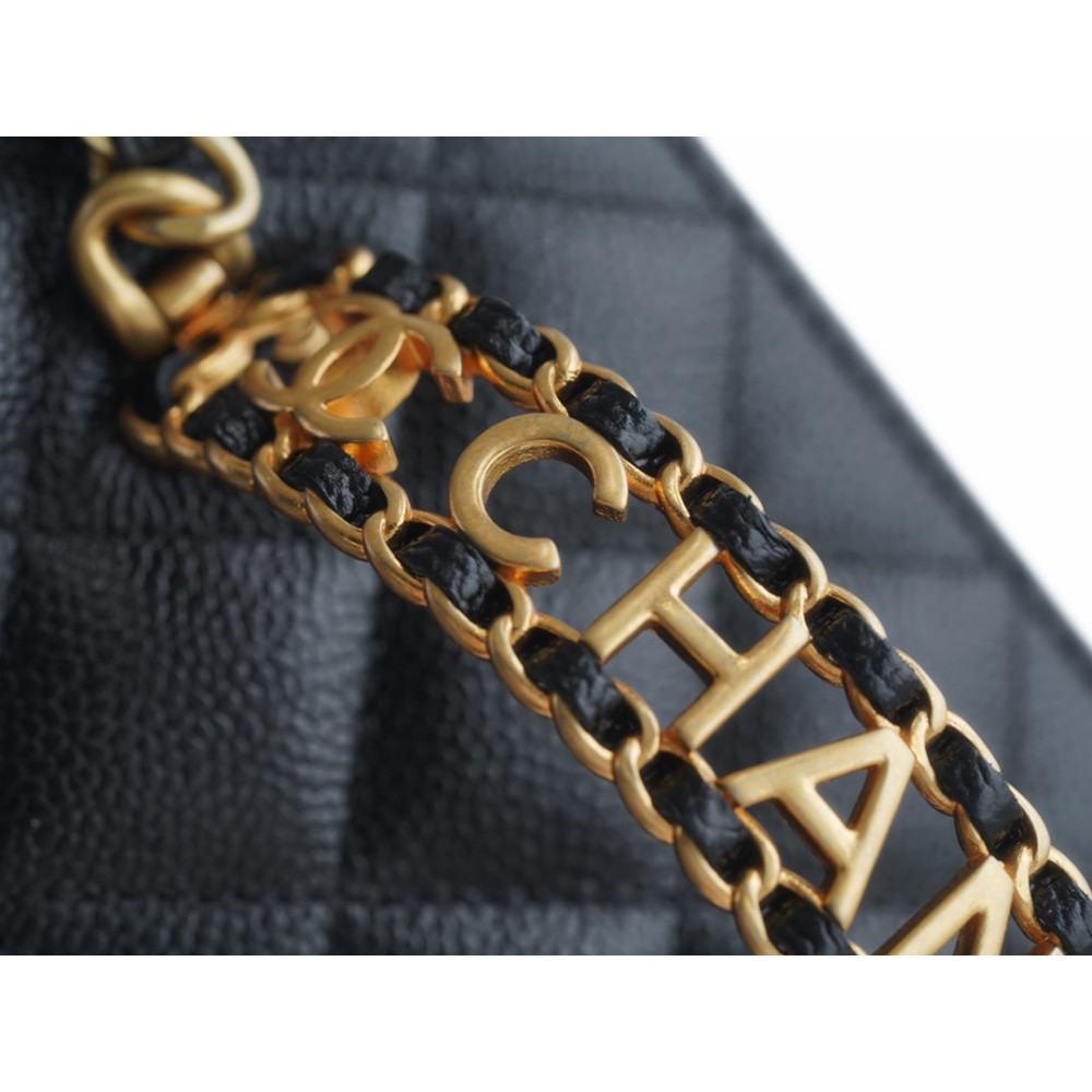 CHANEL PICK ME UP VANITY CACE CHANEL PICK ME UP VANITY CACE