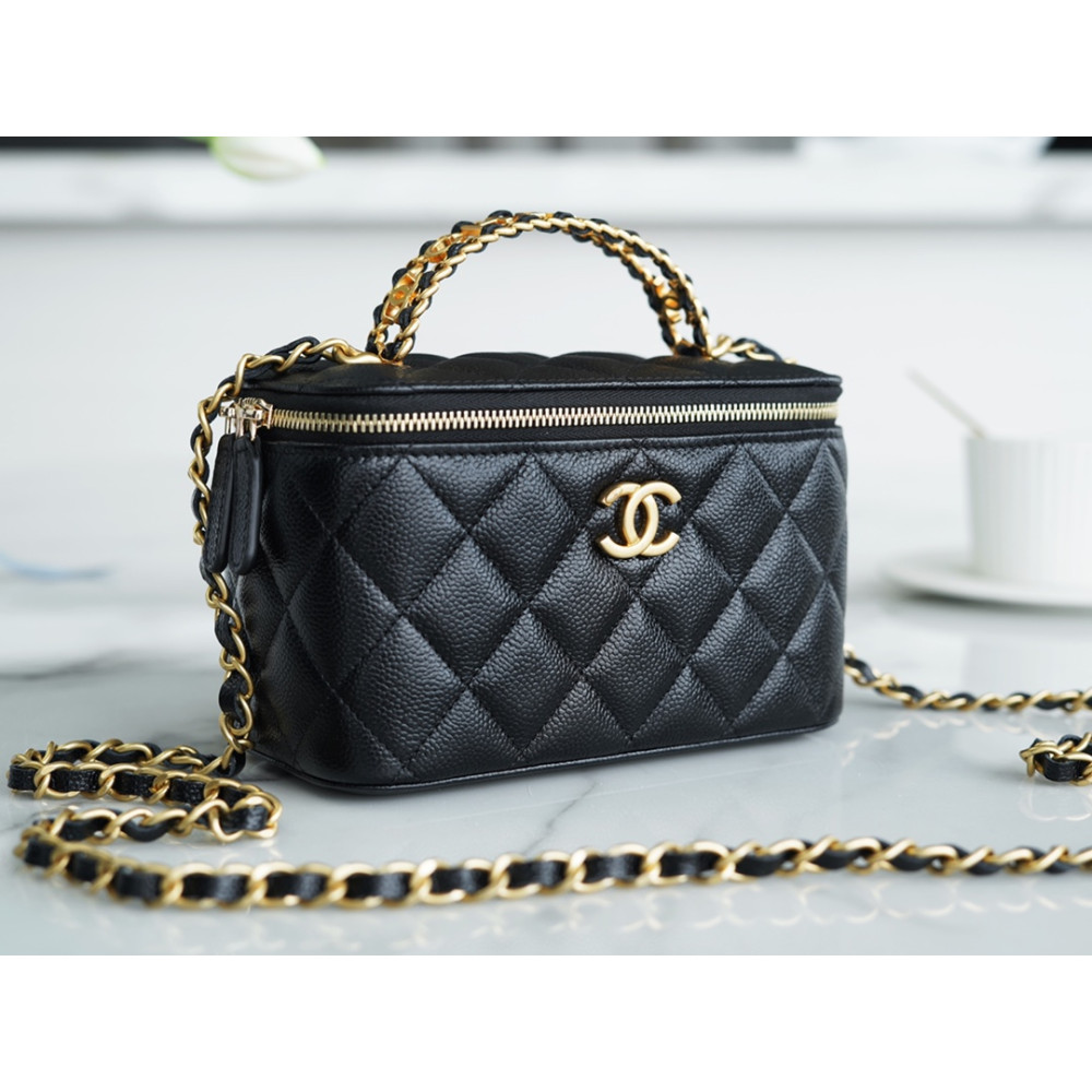 CHANEL PICK ME UP VANITY CACE CHANEL PICK ME UP VANITY CACE