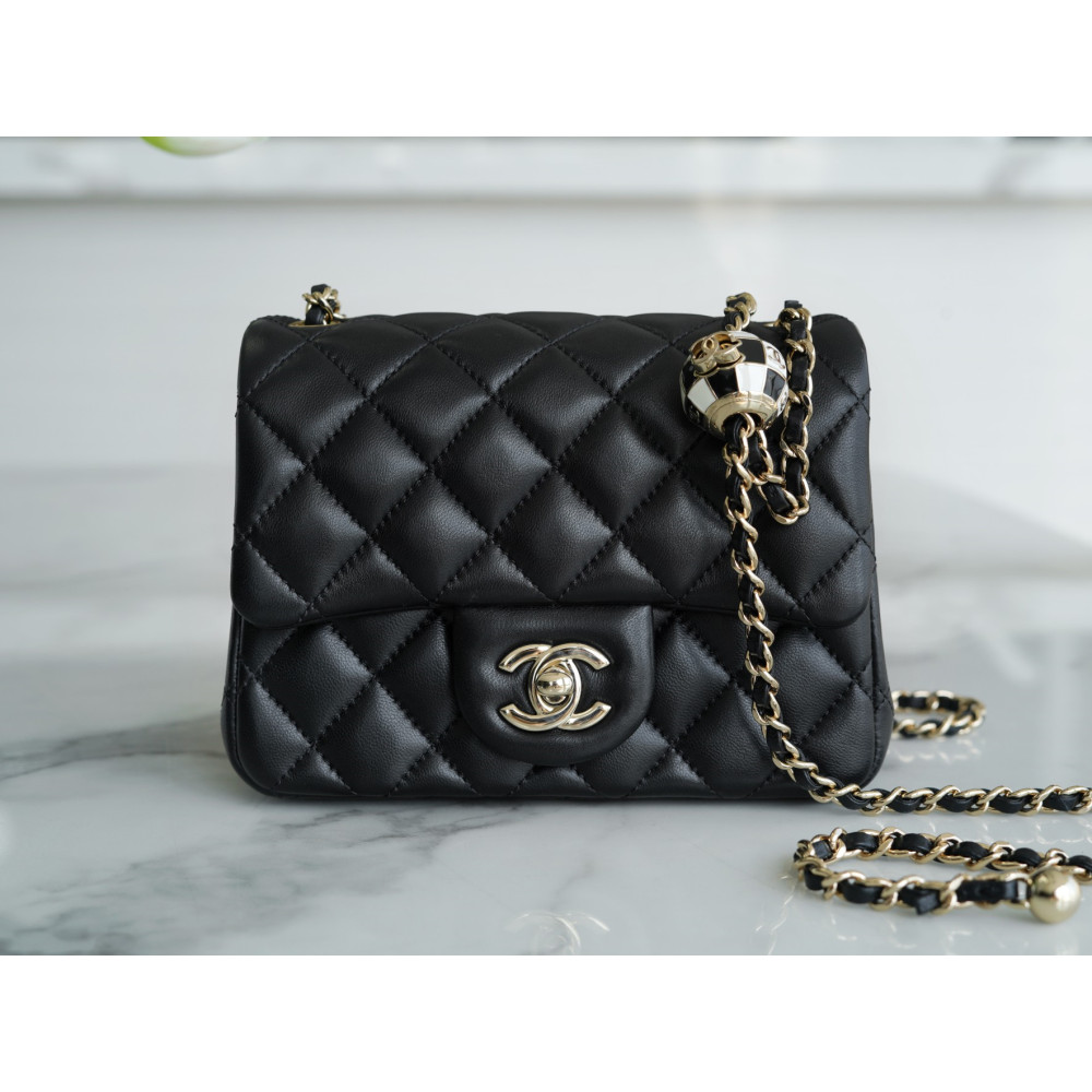 CHANEL PEARL CRUSH MINI FLAP BAG CHANEL PEARL CRUSH MINI FLAP BAG
