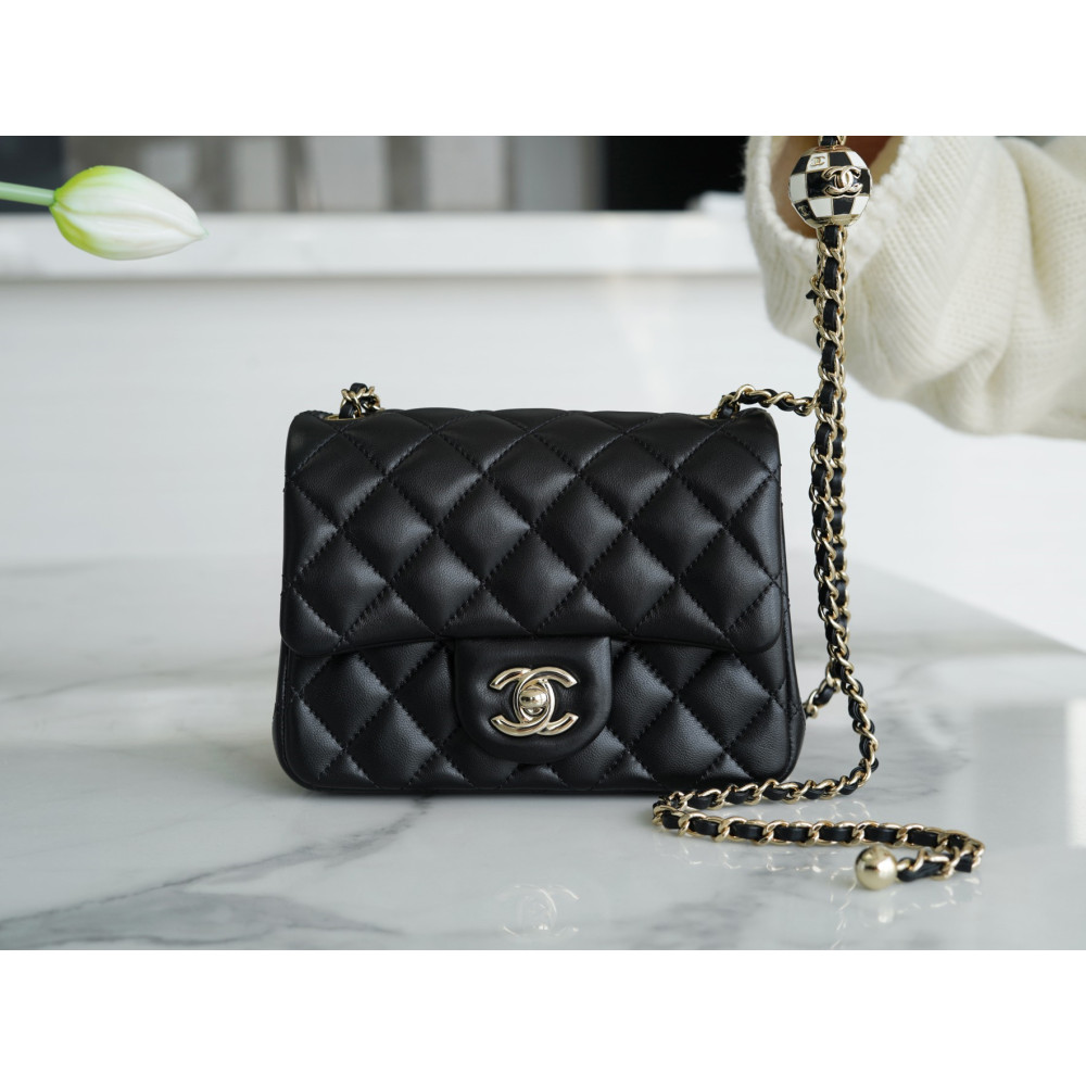 CHANEL PEARL CRUSH MINI FLAP BAG CHANEL PEARL CRUSH MINI FLAP BAG