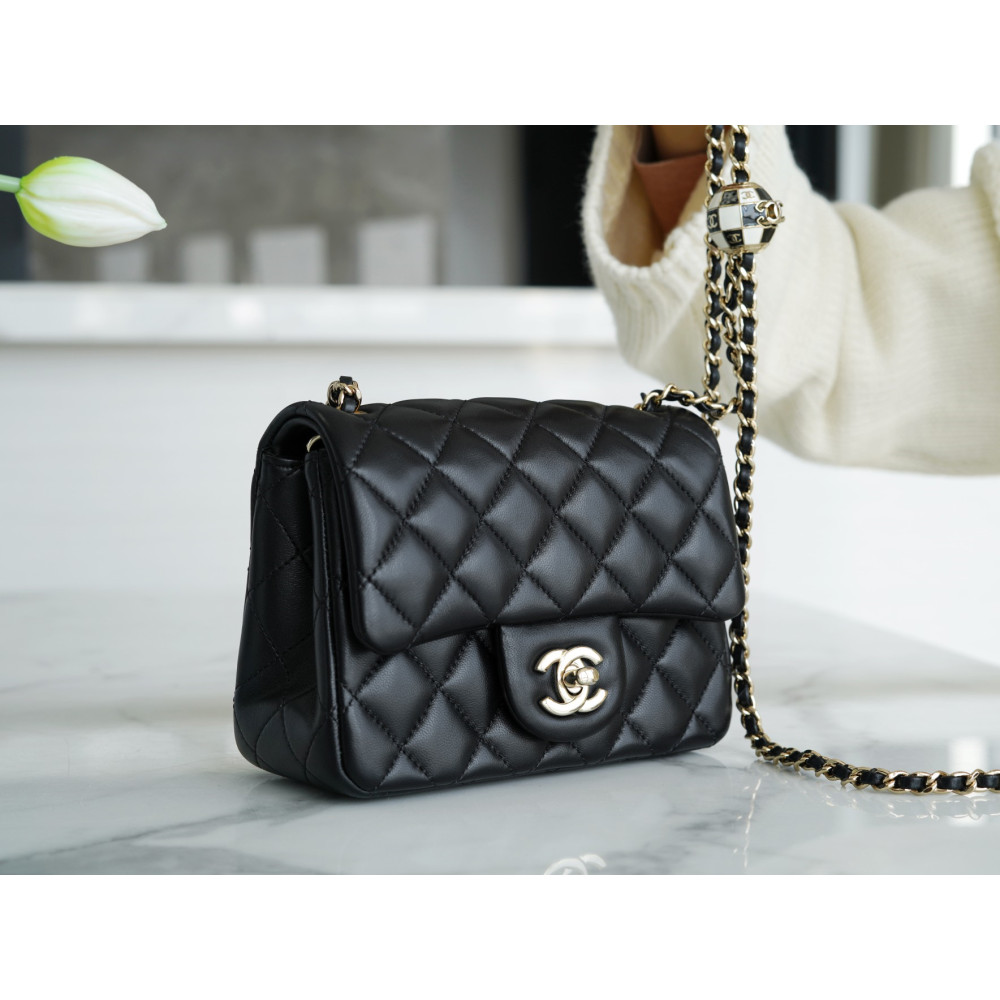 CHANEL PEARL CRUSH MINI FLAP BAG CHANEL PEARL CRUSH MINI FLAP BAG