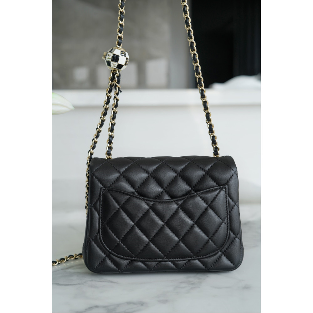 CHANEL PEARL CRUSH MINI FLAP BAG CHANEL PEARL CRUSH MINI FLAP BAG