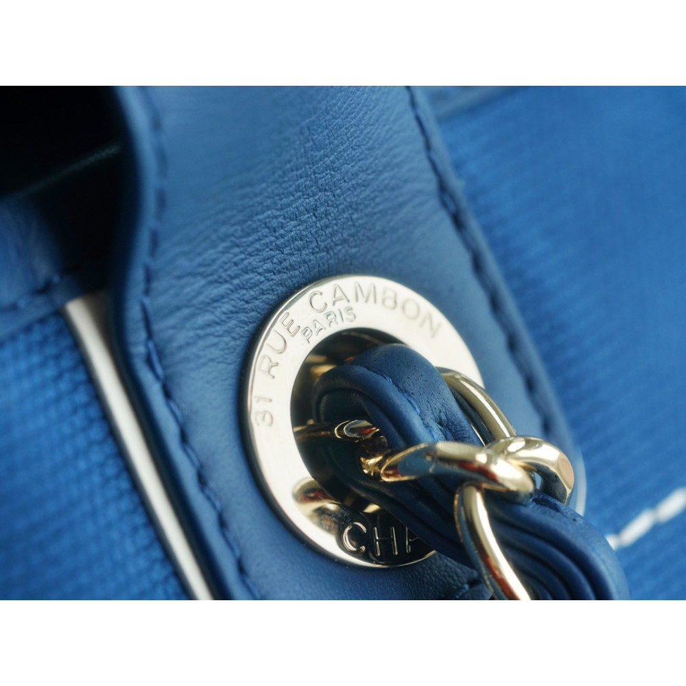 CHANEL MEDIUM DEAUVILLE TOTE BAG