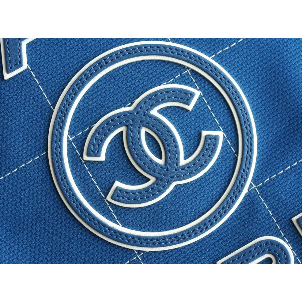 CHANEL MEDIUM DEAUVILLE TOTE BAG