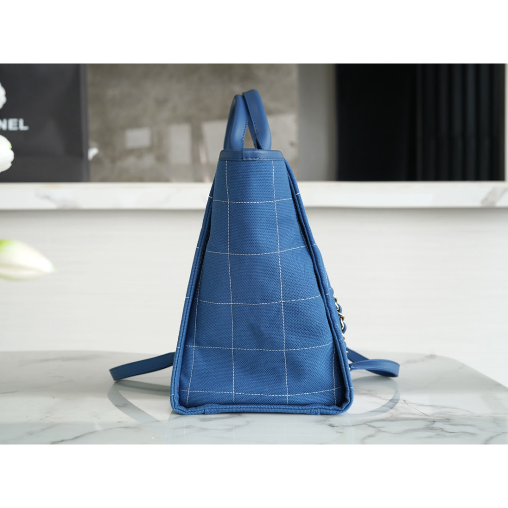 CHANEL MEDIUM DEAUVILLE TOTE BAG