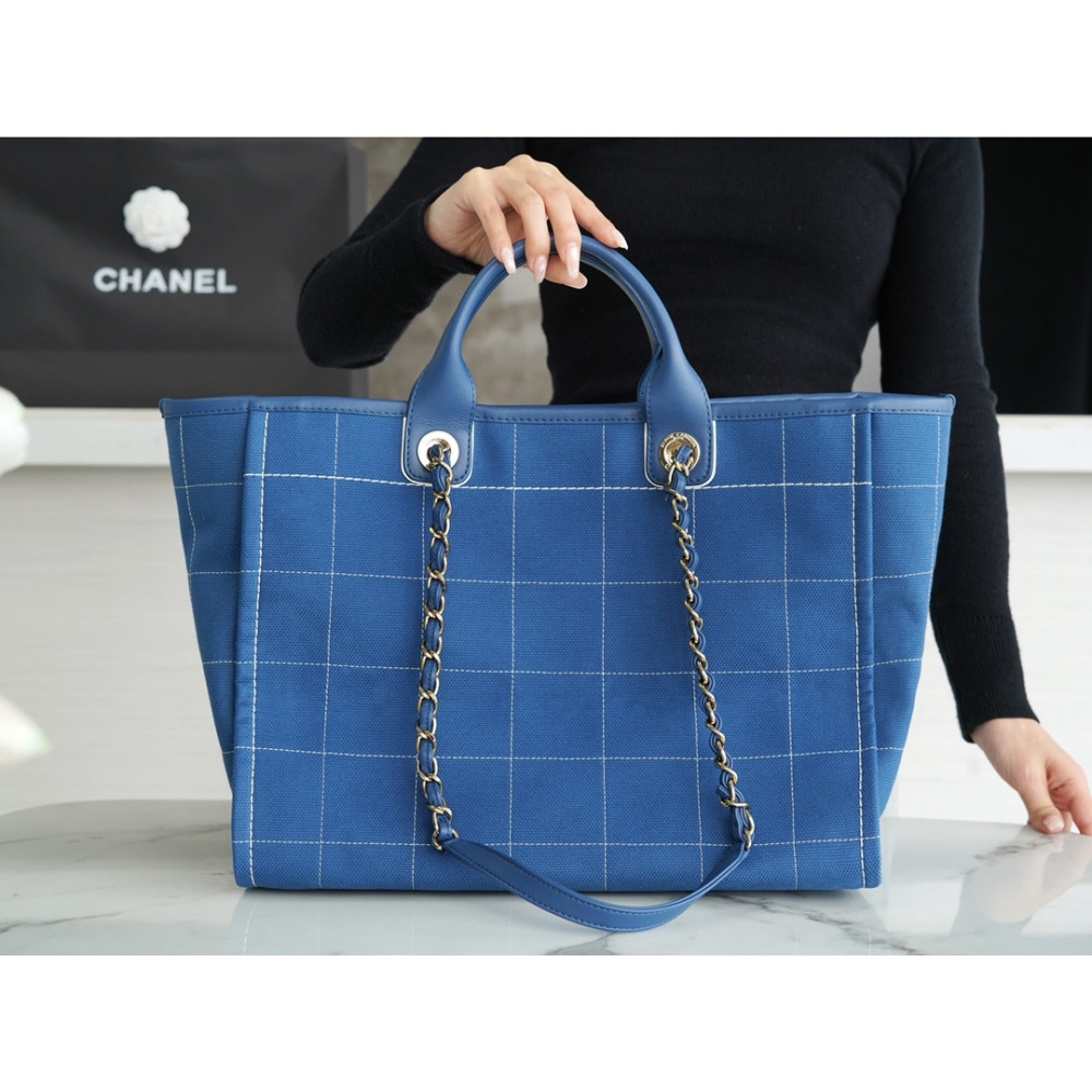 CHANEL MEDIUM DEAUVILLE TOTE BAG