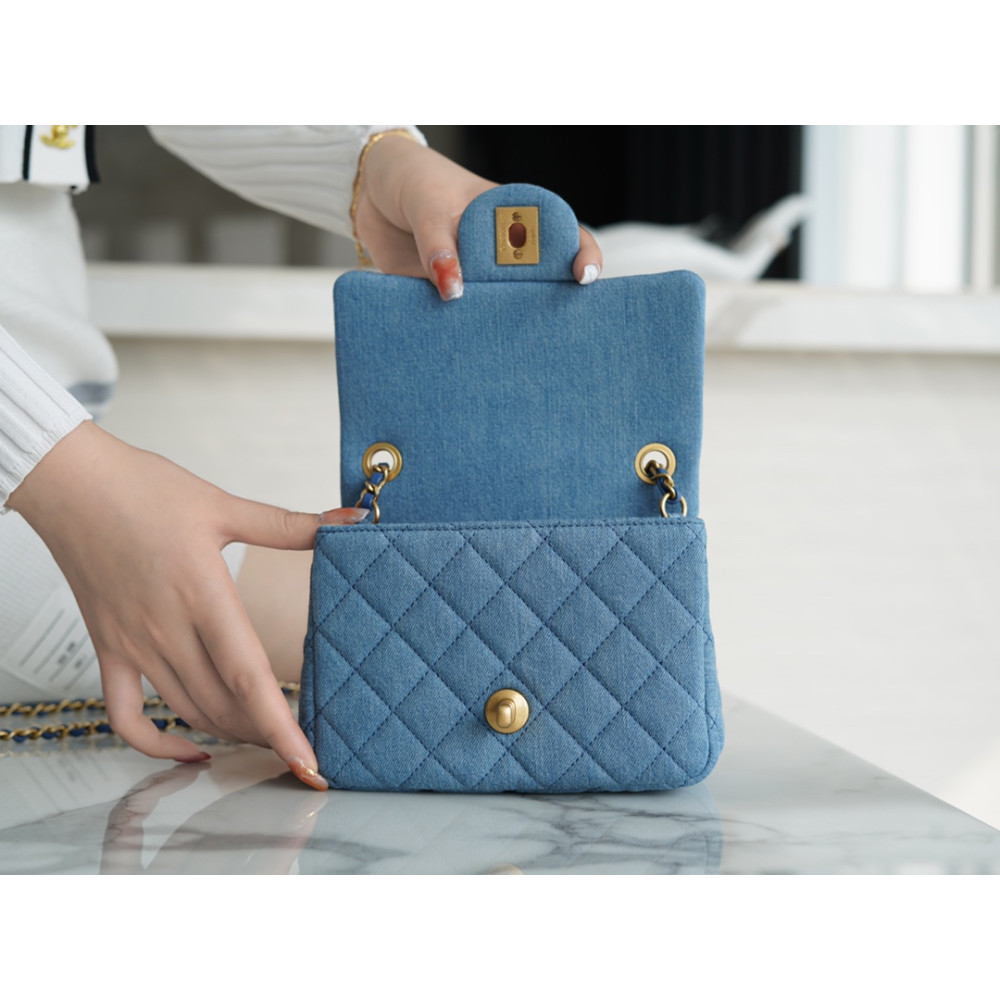 CHANEL PEARL CRUSH MINI FLAP BAG