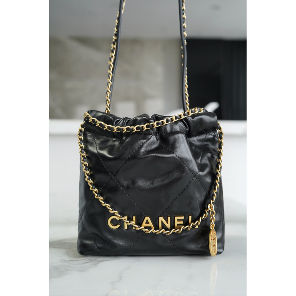 CHANEL 22 MINI BAG