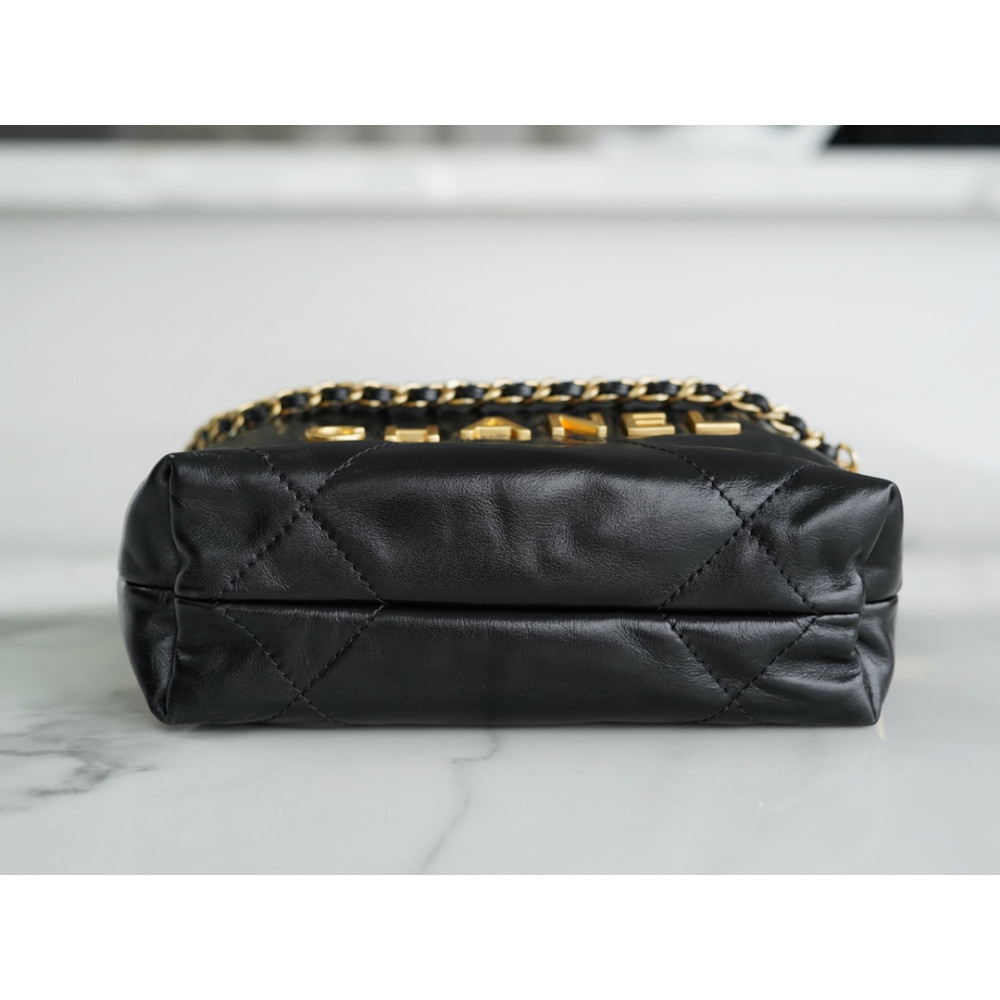 CHANEL 22 MINI BAG