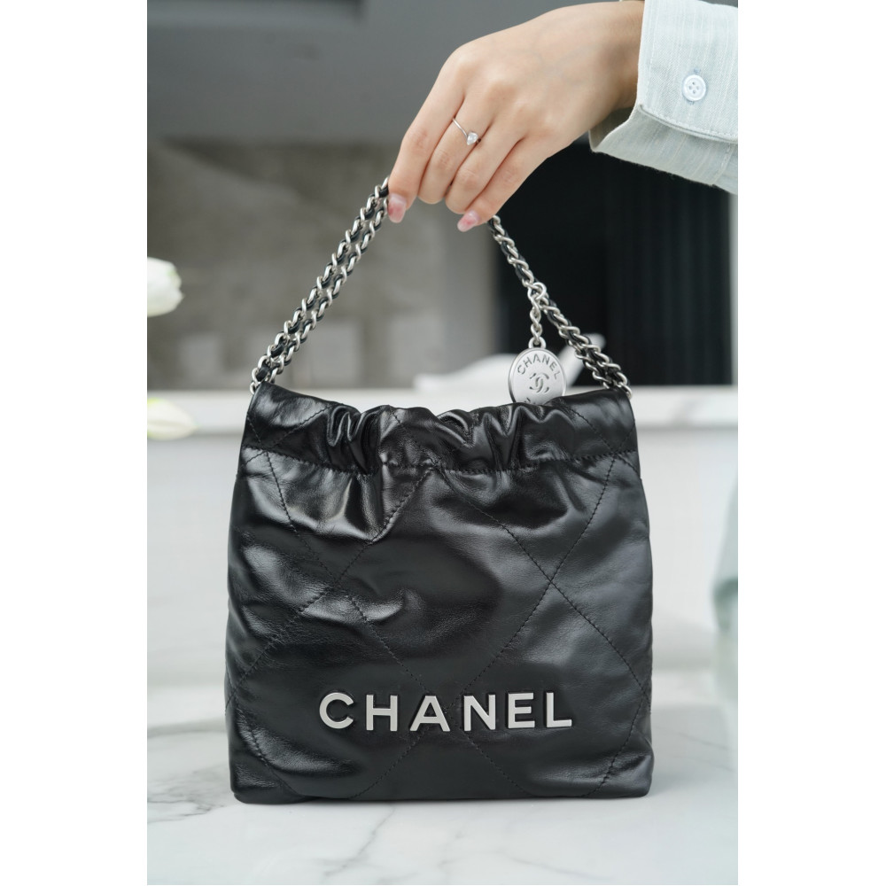 CHANEL 22 MINI BAG CHANEL 22 MINI BAG