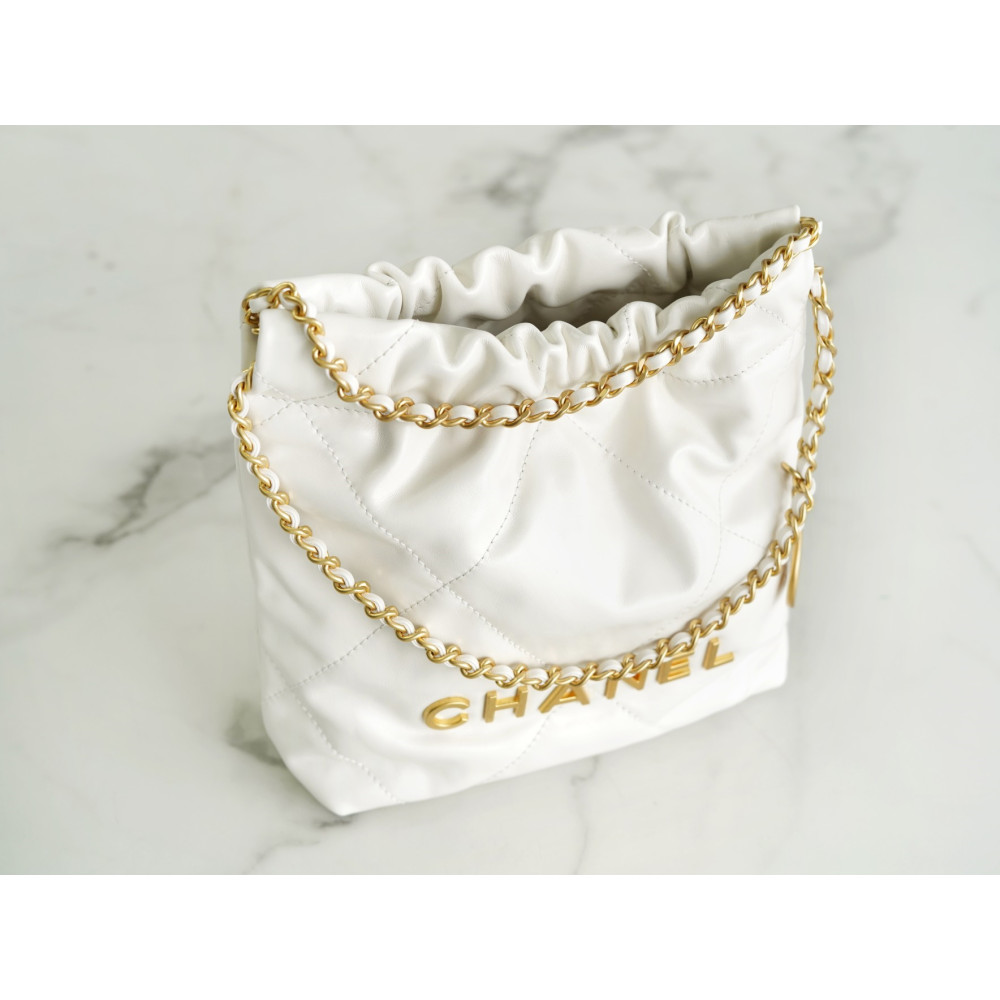 CHANEL 22 MINI BAG