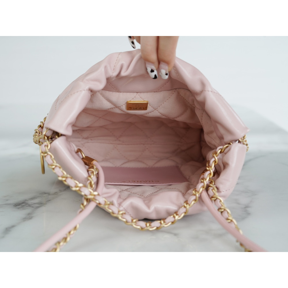 CHANEL 22 MINI BAG CHANEL 22 MINI BAG