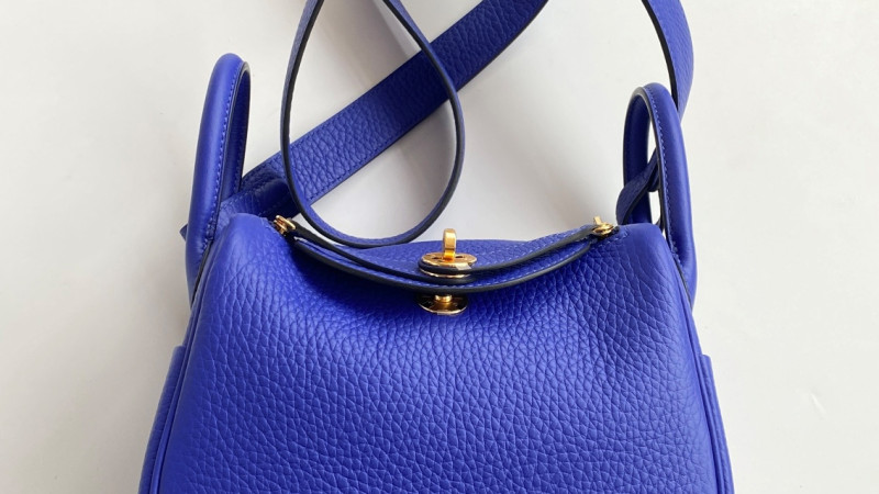 LINDY 19 BLEU ELECTRIQUE TC H079086CCO3 Details 2