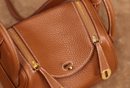 LINDY 19 GOLD TC H079086CC37 Details 1