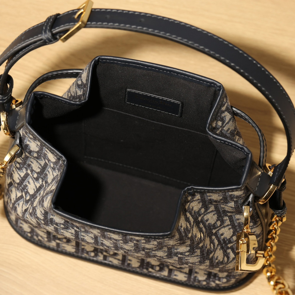 MEDIUM C'EST DIOR BAG