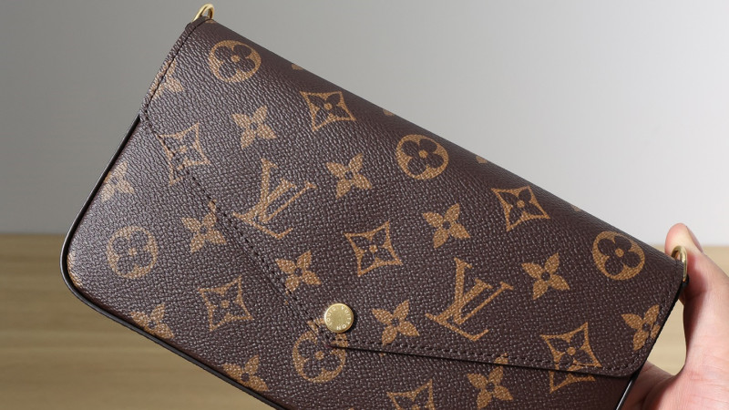 Félicie Pochette M81896