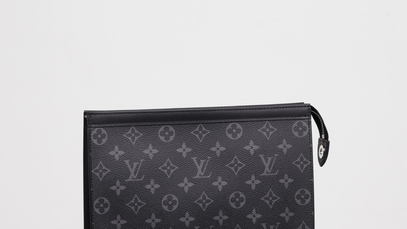 Pochette Voyage MM M61692