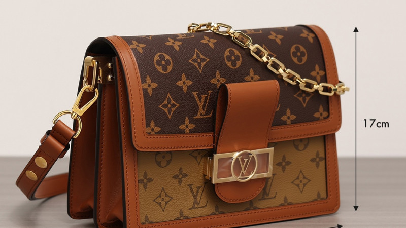 Dauphine MM M45958